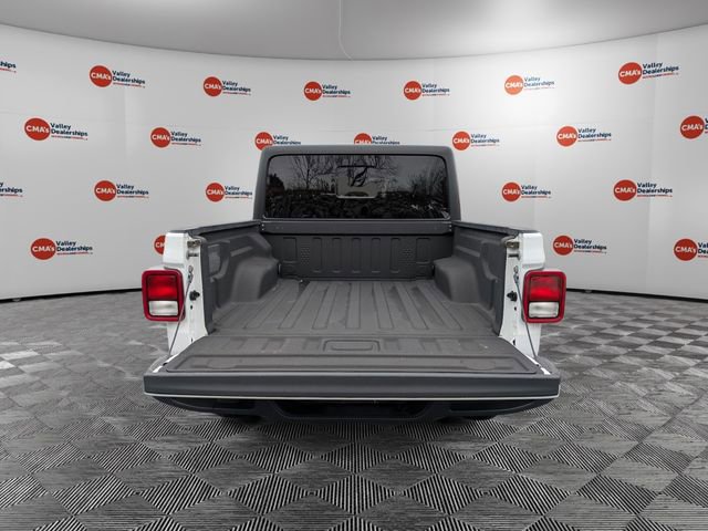 Certified 2025 Jeep Gladiator Sport image 28