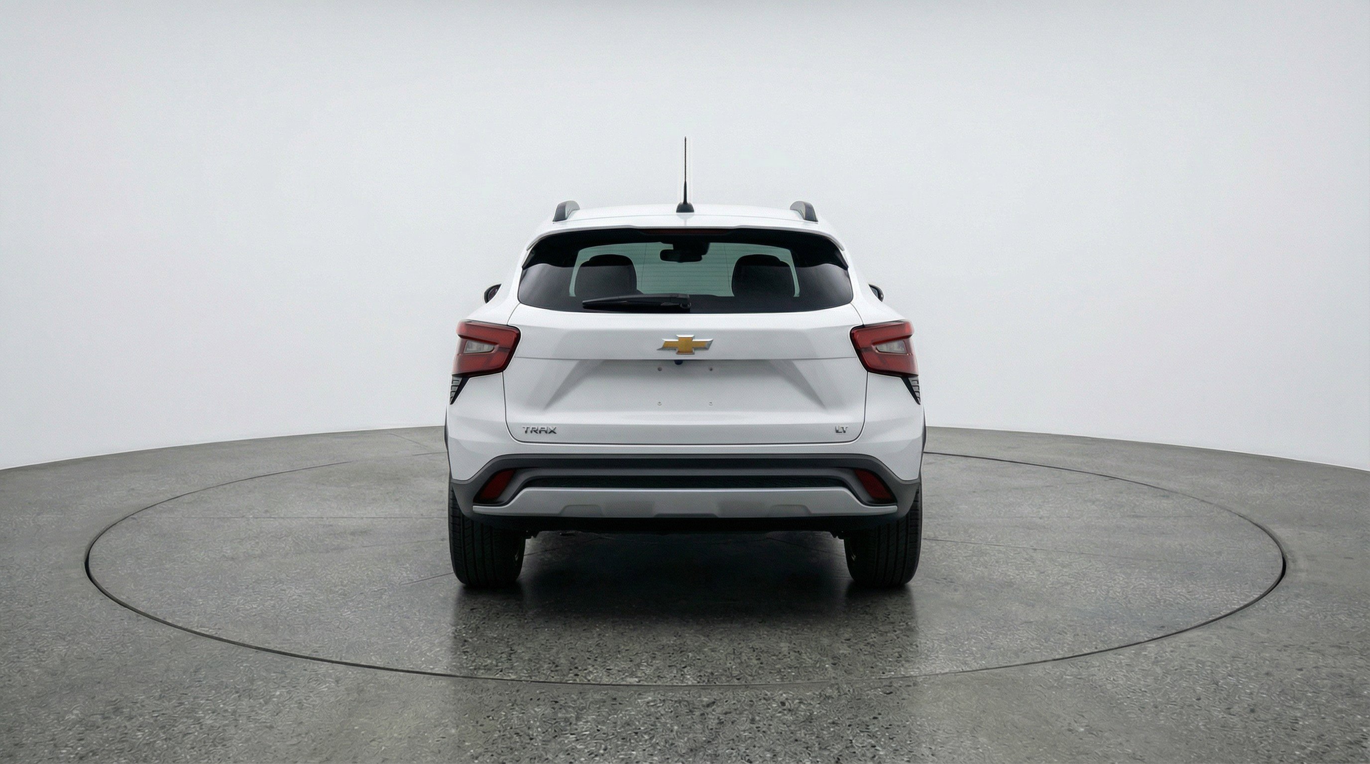 Used 2025 Chevrolet Trax LT w/ LT Convenience Package FWD image 7