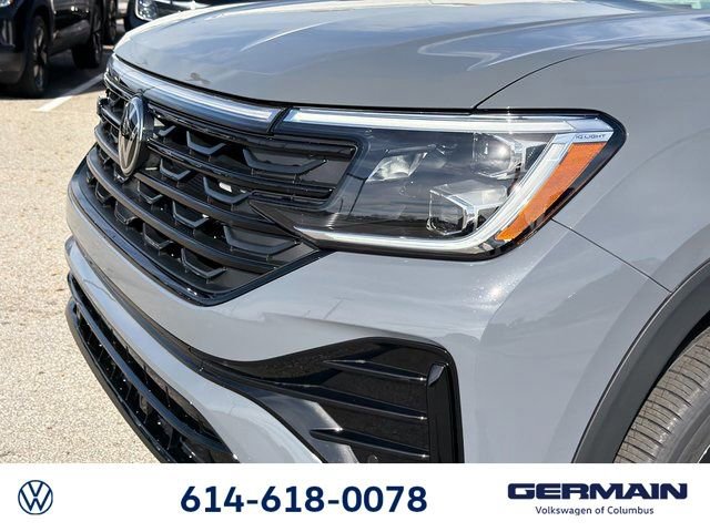 New 2026 Volkswagen Atlas Cross Sport SEL R-Line image 12