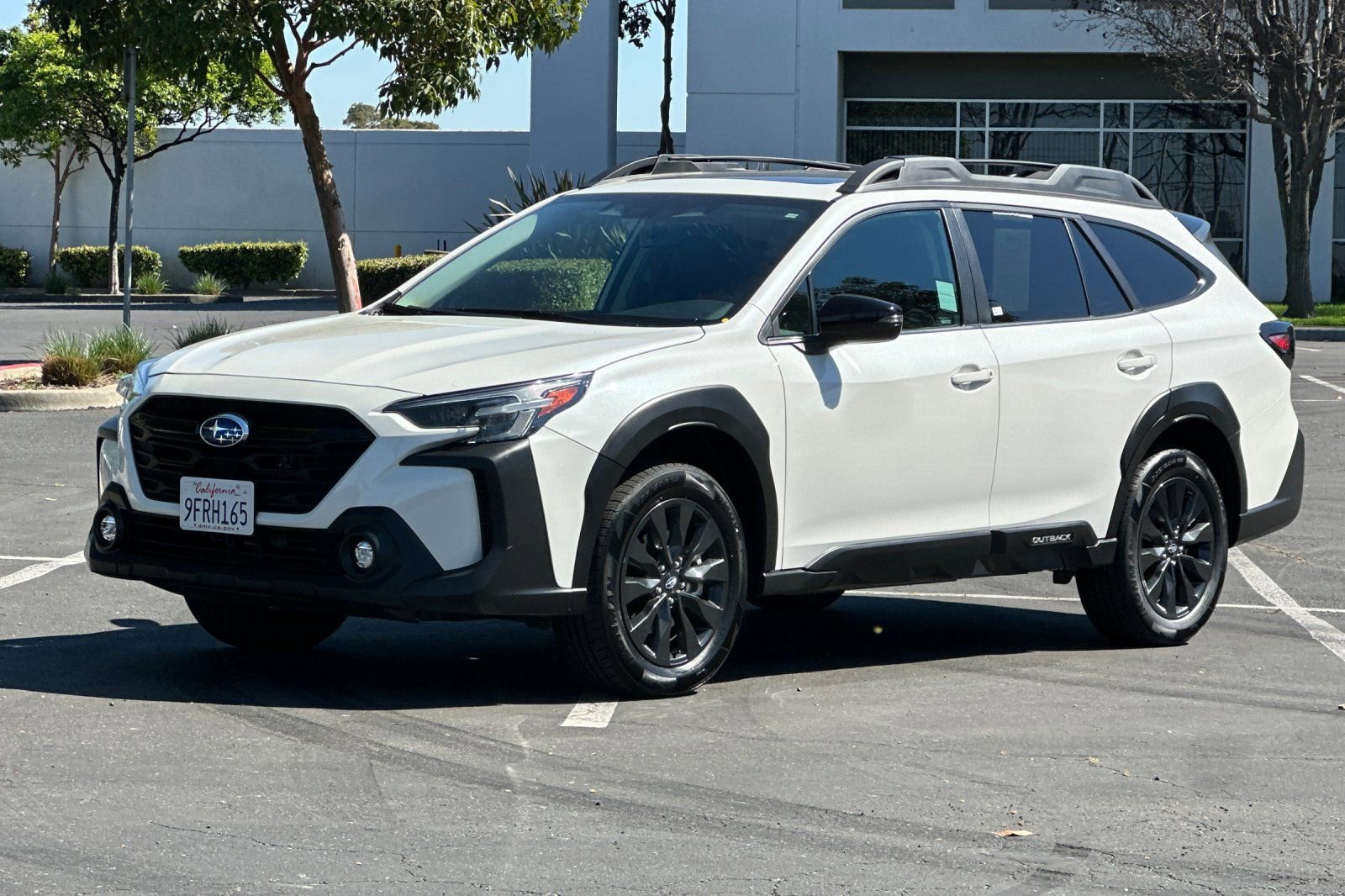 Used 2023 Subaru Outback Onyx Edition AWD/4WD image 8