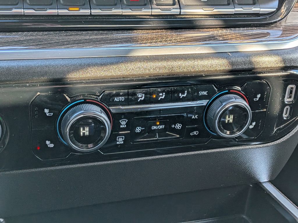 Used 2024 Chevrolet Silverado 1500 LT image 14