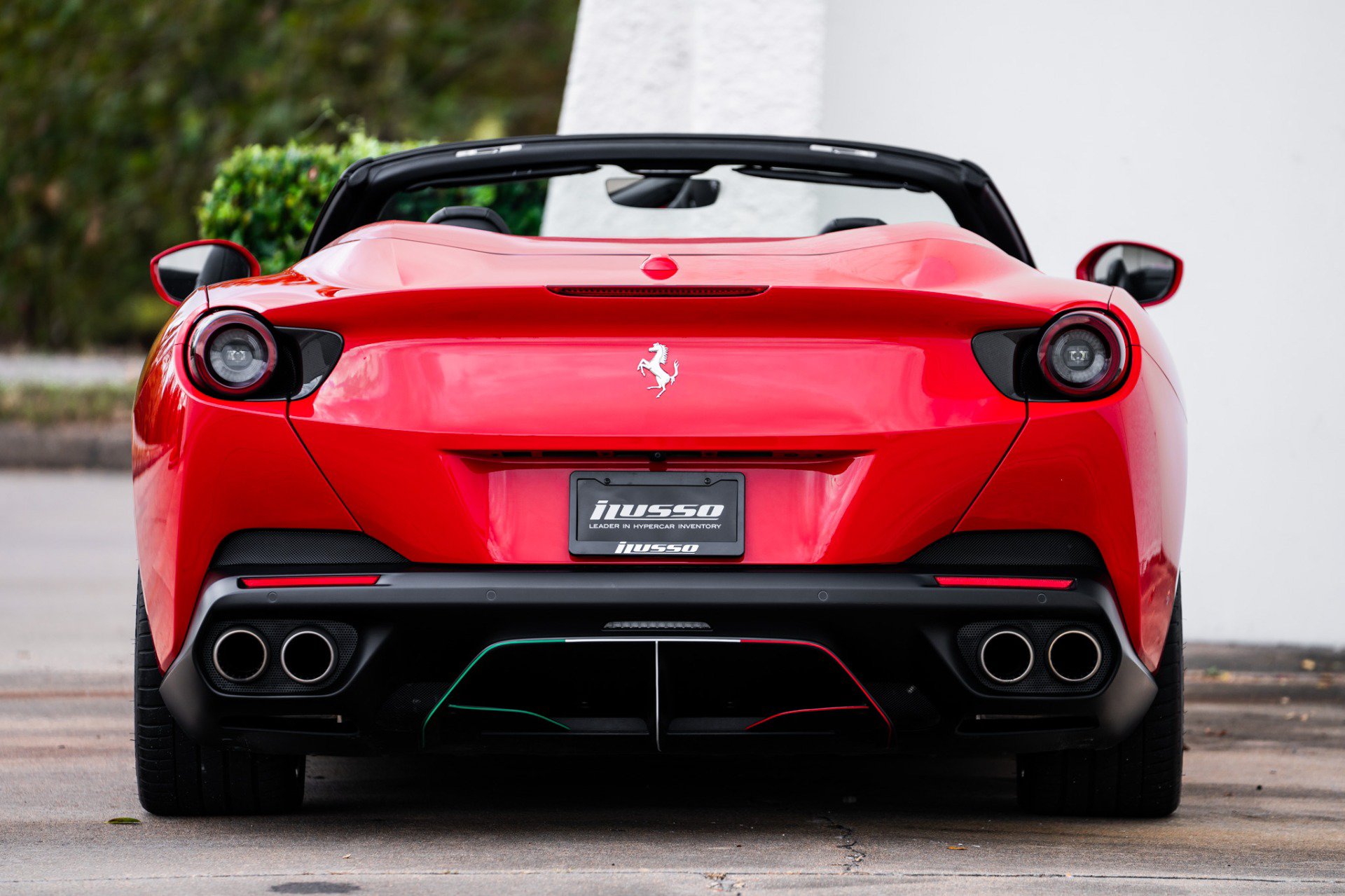 Used 2019 Ferrari Portofino RWD image 24