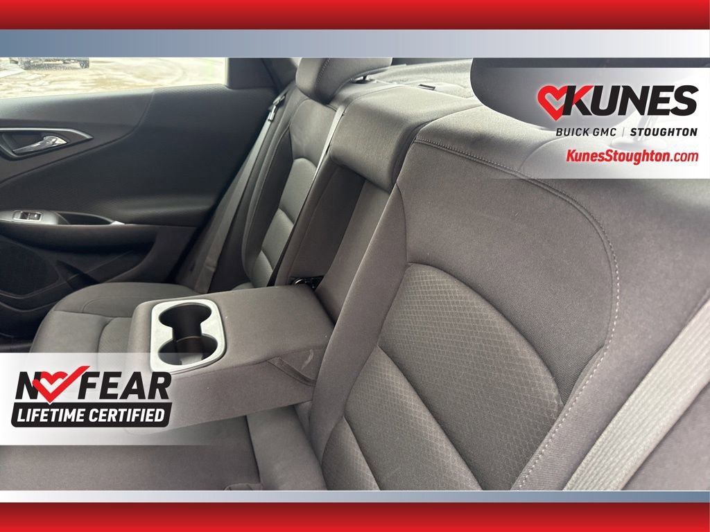 Used 2024 Chevrolet Malibu LT image 34