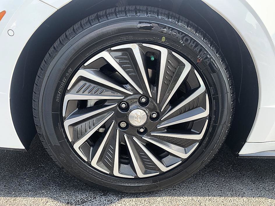 Used 2022 Hyundai Sonata Limited FWD image 8