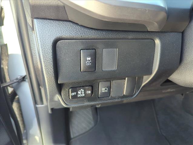 Used 2020 Toyota Tacoma SR5 RWD image 30