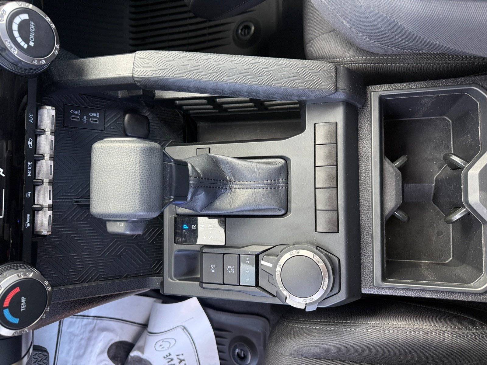 Certified 2025 Toyota Tacoma SR AWD/4WD image 15
