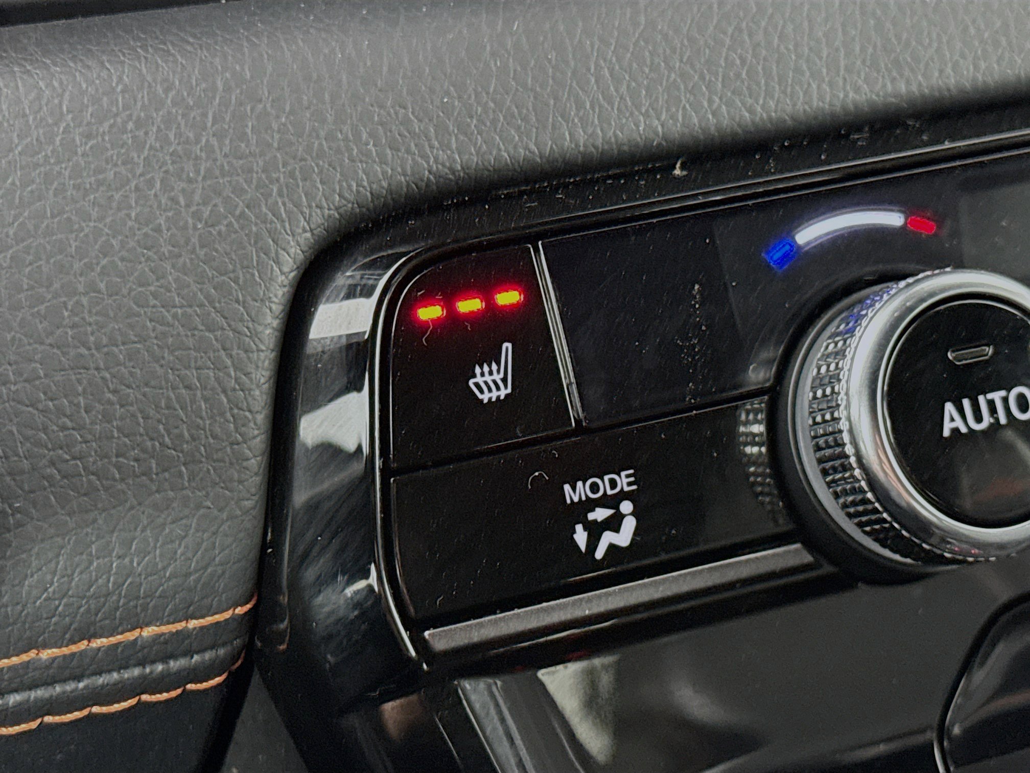 Certified 2024 Honda Pilot TrailSport image 19