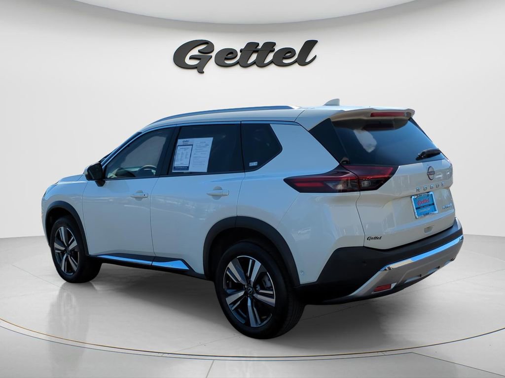 Used 2023 Nissan Rogue Platinum w/ Platinum Premium Package image 6