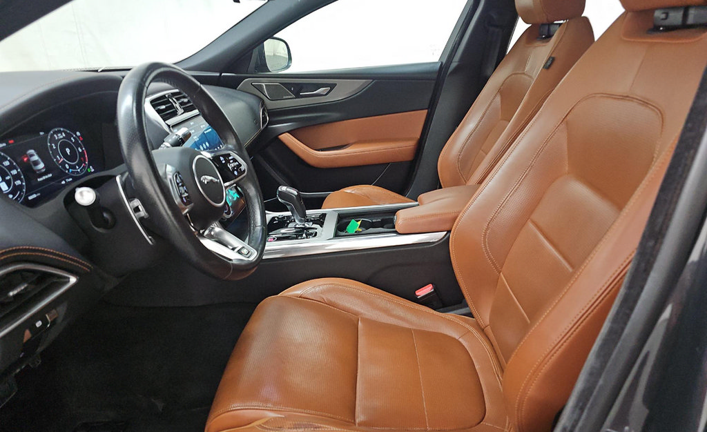 Used 2020 Jaguar XE R-Dynamic S AWD/4WD image 7