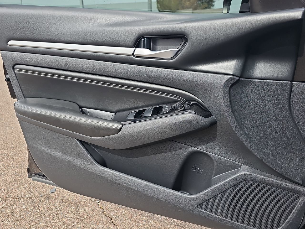 Certified 2022 Nissan Altima 2.5 SV w/ SV Premium Package FWD image 25