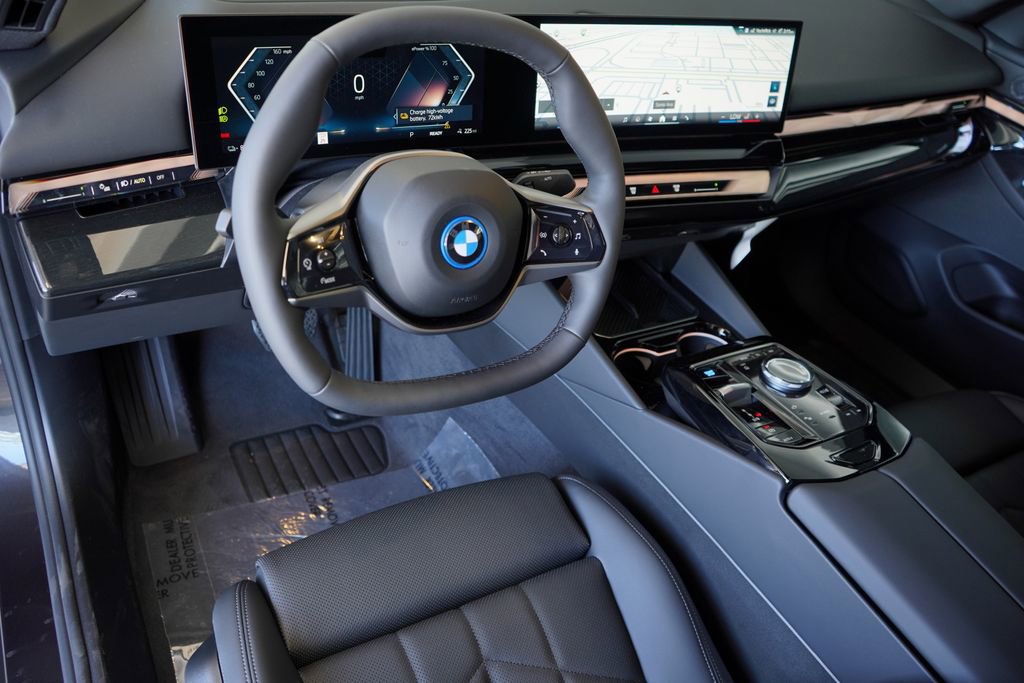 Used 2026 BMW i5 eDrive40 w/ Premium Package image 13