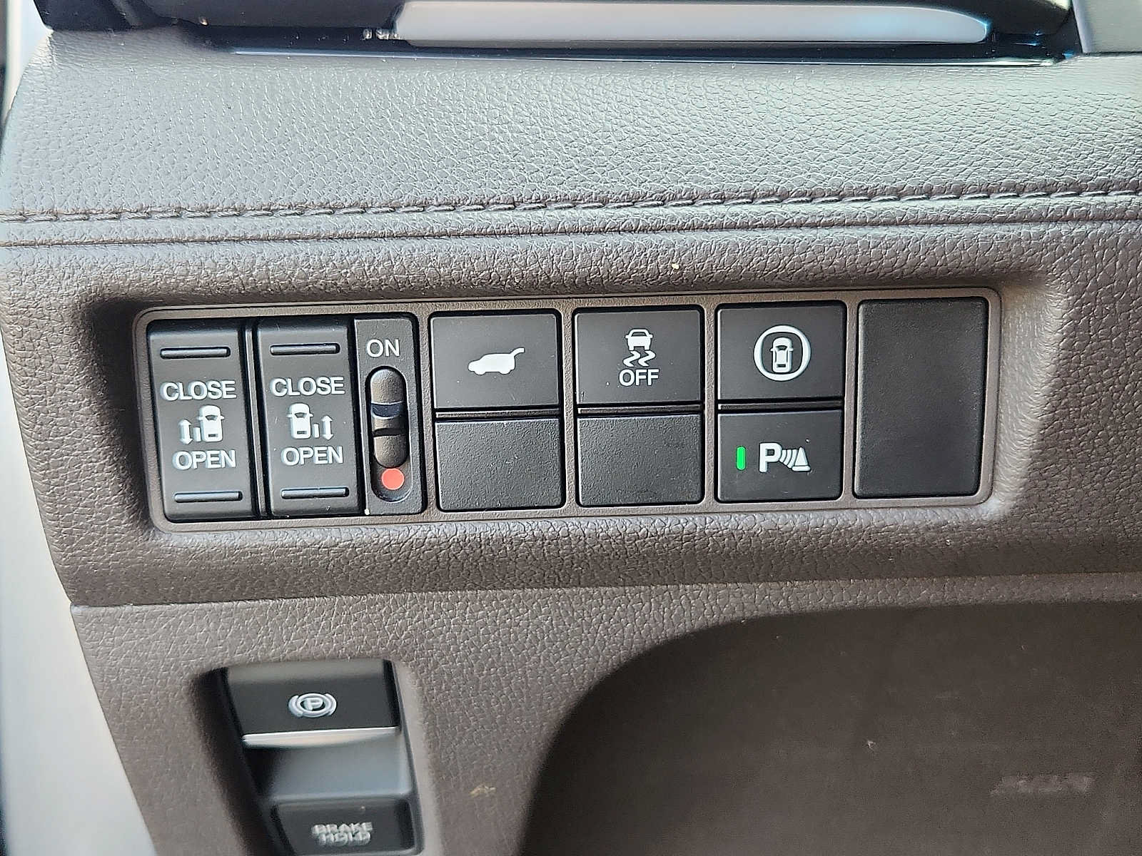 Certified 2024 Honda Odyssey Touring image 22