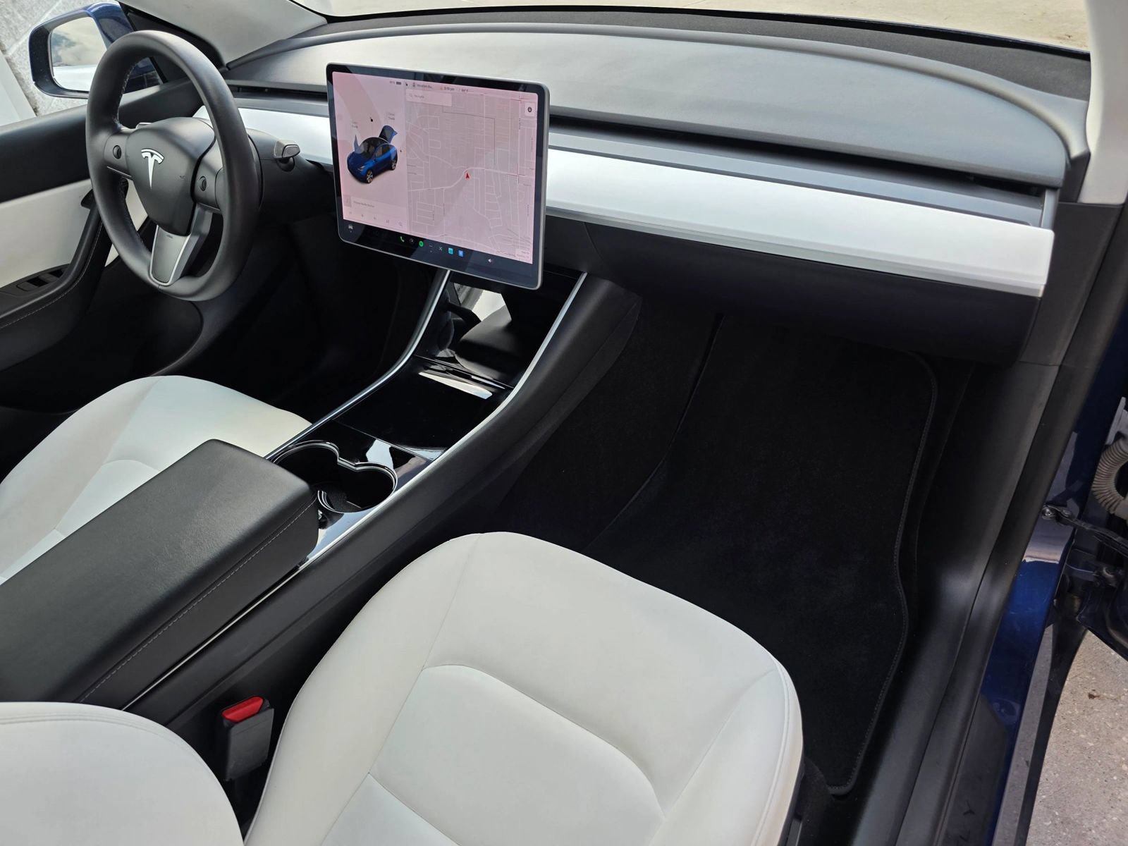 Used 2021 Tesla Model Y Long Range AWD/4WD image 27