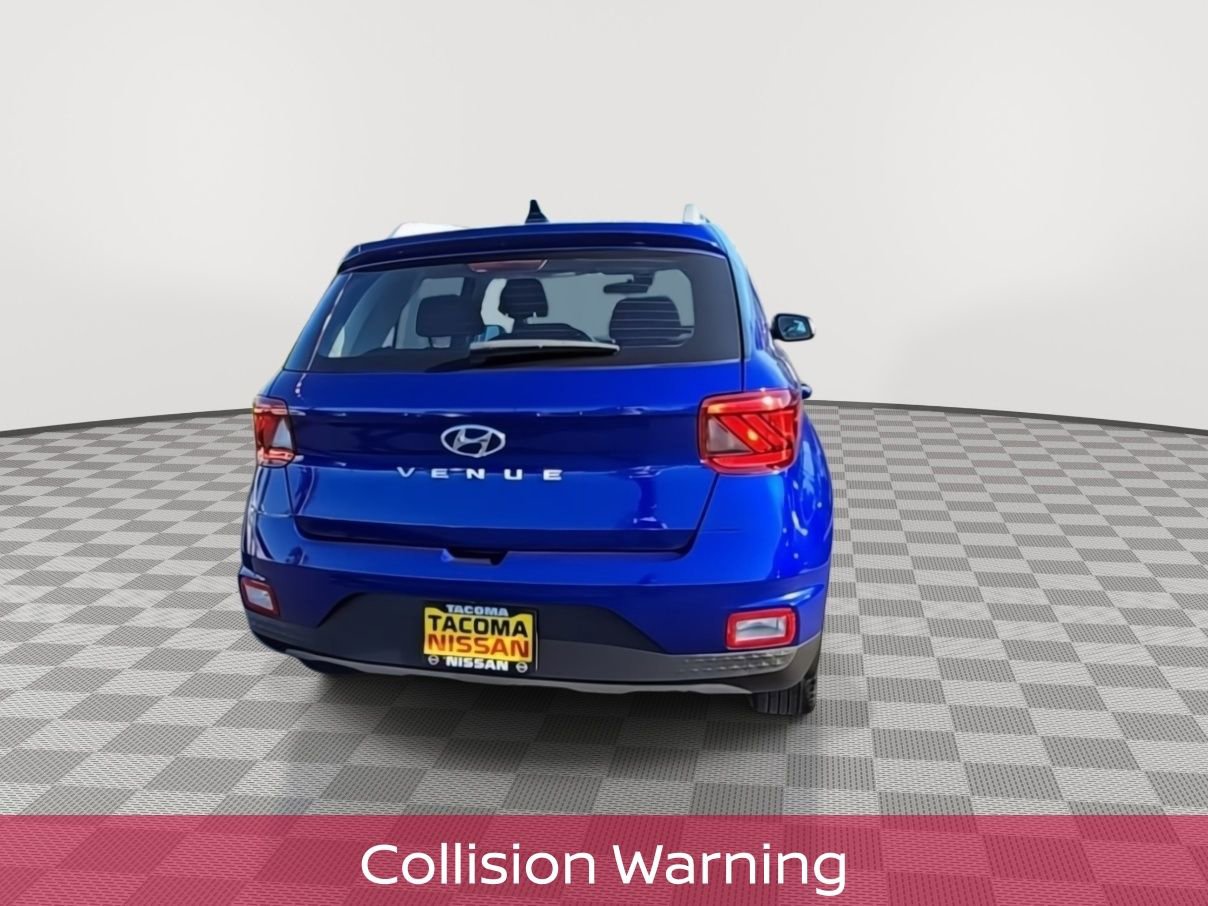 Used 2022 Hyundai Venue SEL image 8