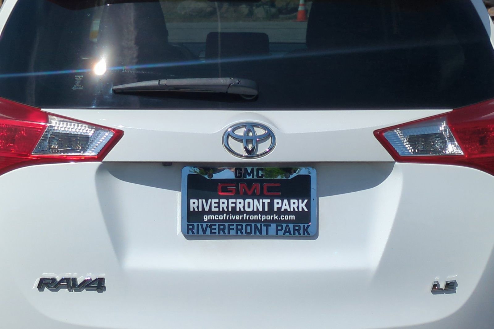 Used 2015 Toyota RAV4 LE FWD image 45
