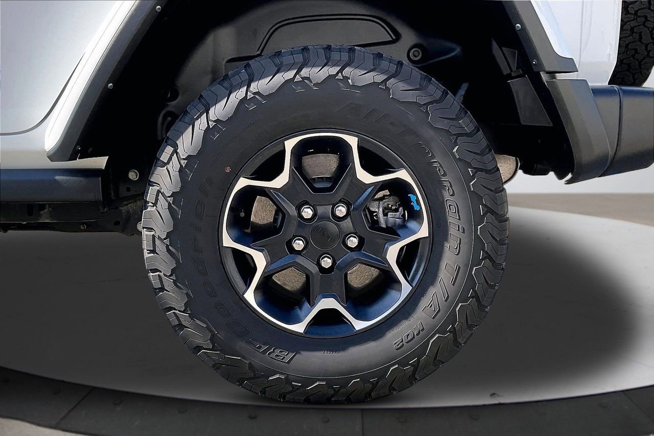 Certified 2023 Jeep Wrangler Unlimited Rubicon 4xe w/ Cold Weather Group image 35