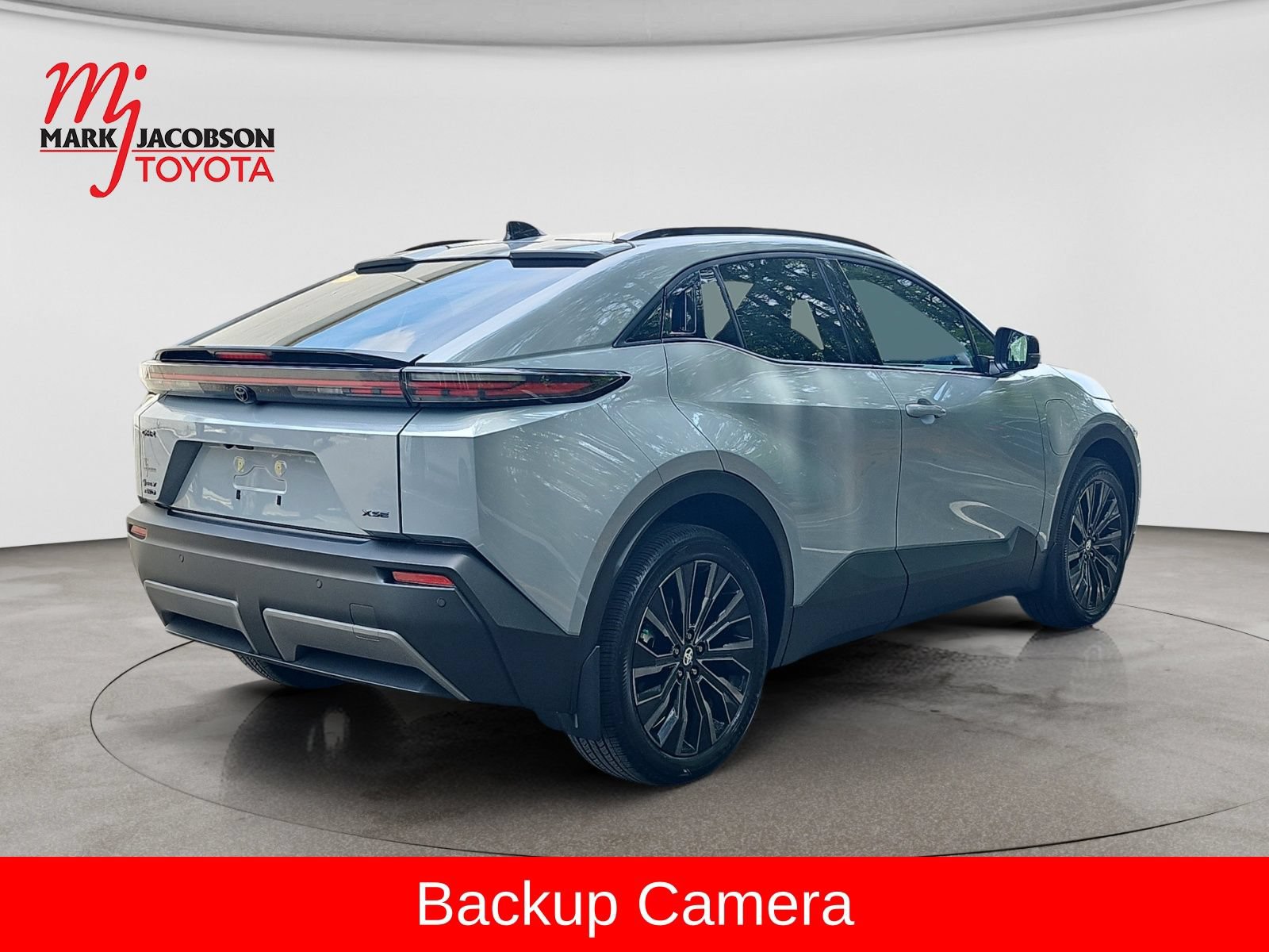 Used 2026 Toyota C-HR w/ Cold Weather Package AWD/4WD image 8