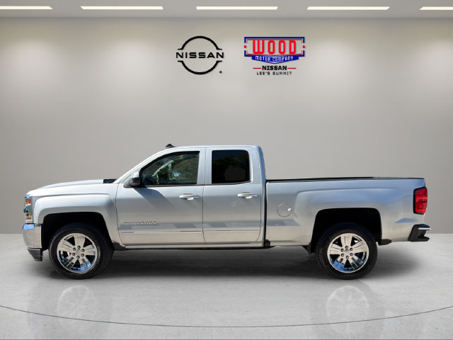 Used 2017 Chevrolet Silverado 1500 LT w/ All Star Edition RWD image 5