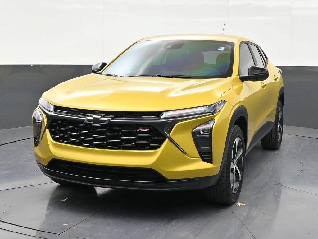 Used 2024 Chevrolet Trax RS FWD image 8