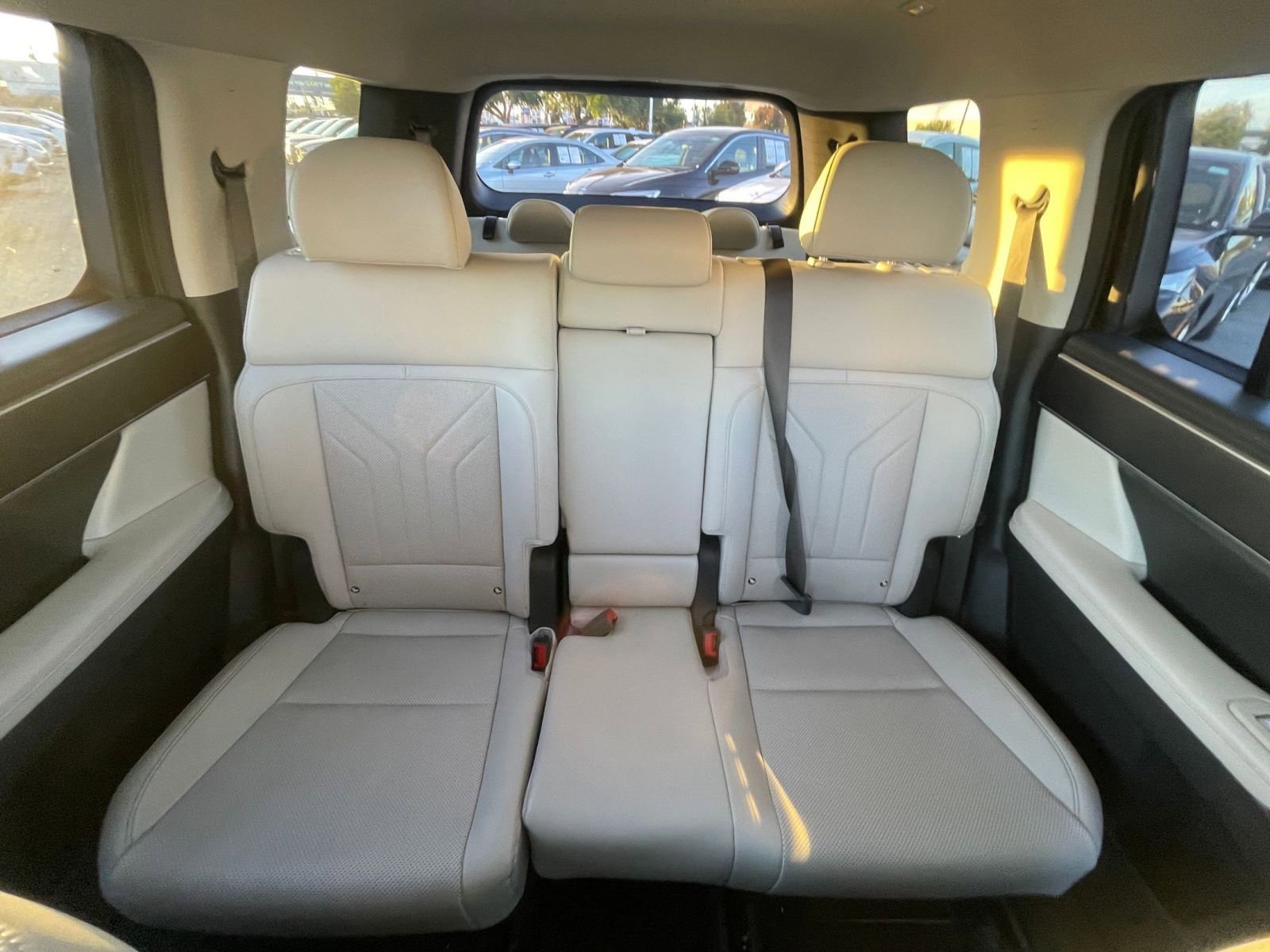 Used 2025 Hyundai Santa Fe SEL image 38