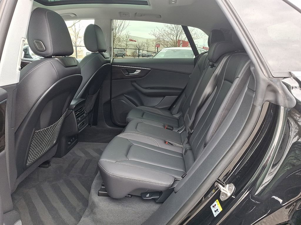 Certified 2023 Audi Q8 Premium image 10