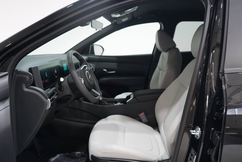 New 2027 Hyundai Santa Cruz SE AWD/4WD image 11