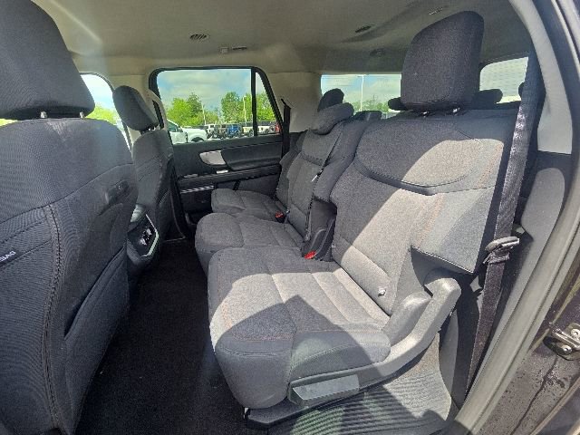 Used 2025 Ford Expedition Max Active AWD/4WD image 21