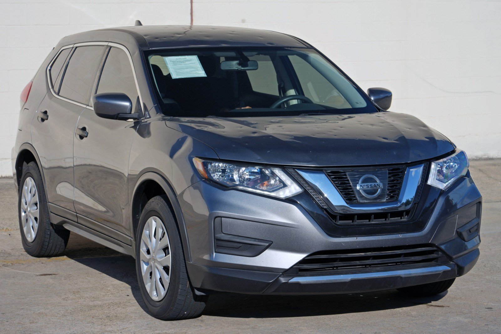 Used 2017 Nissan Rogue S AWD/4WD image 45