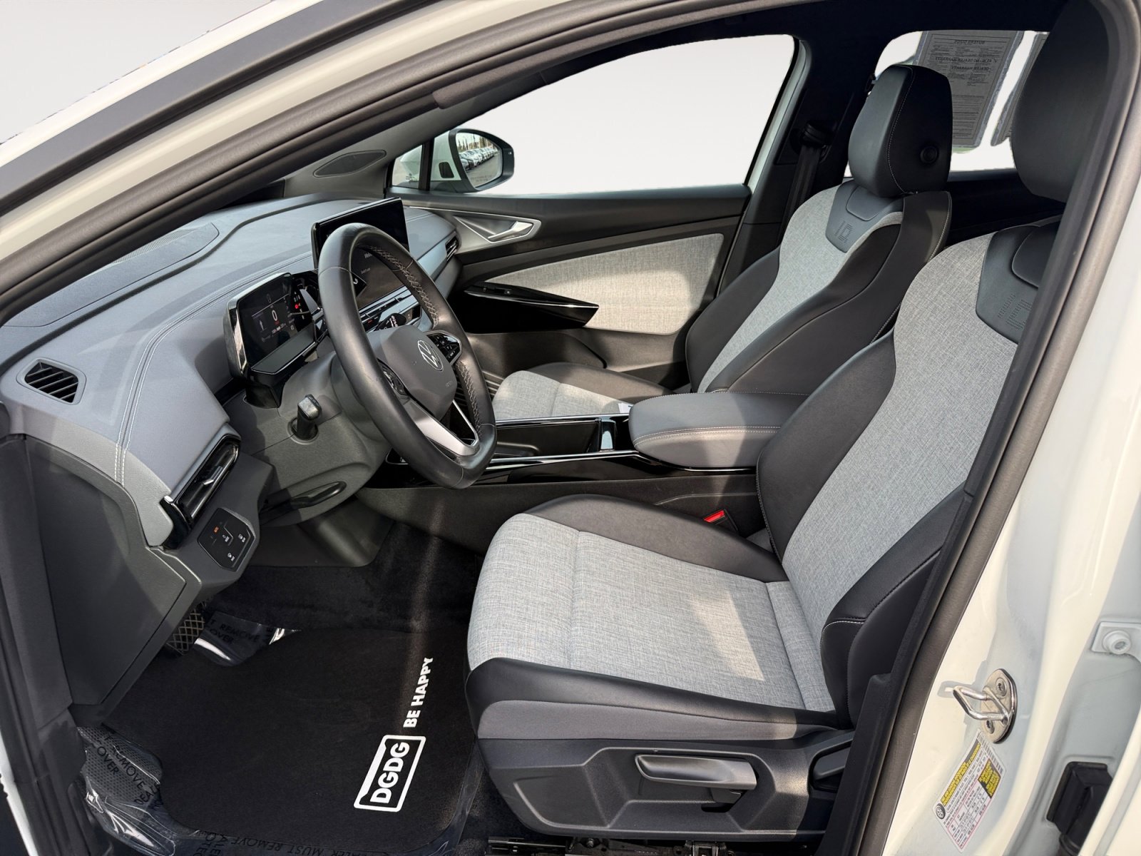 Certified 2023 Volkswagen ID.4 2WD image 10