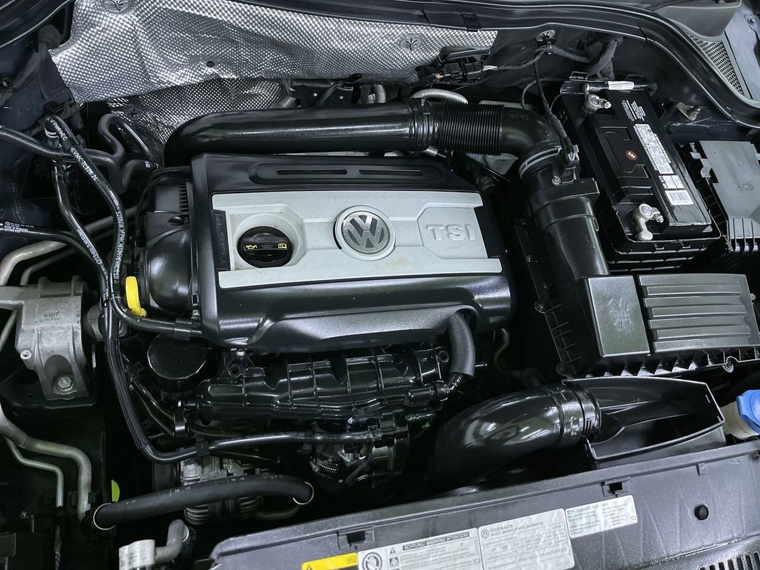 Used 2014 Volkswagen Tiguan SE FWD image 30