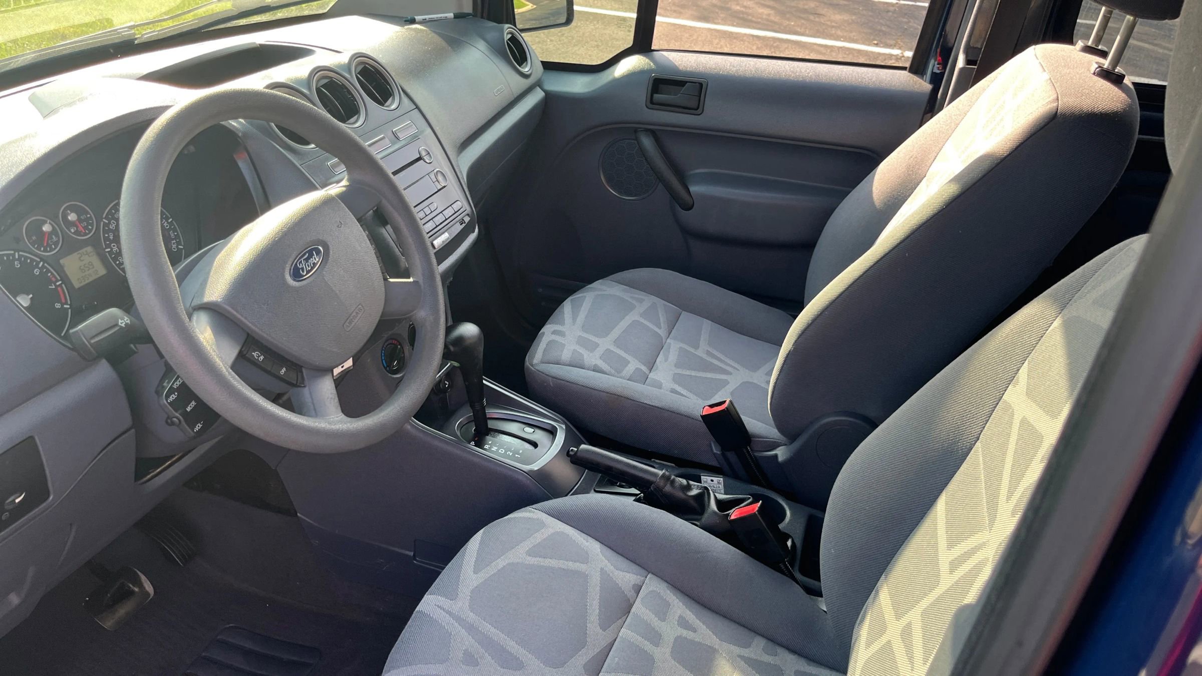 Used 2013 Ford Transit Connect XLT image 13