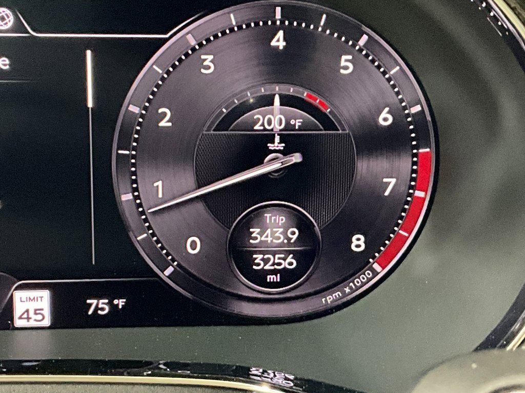 Used 2023 Bentley Flying Spur S V8 image 17