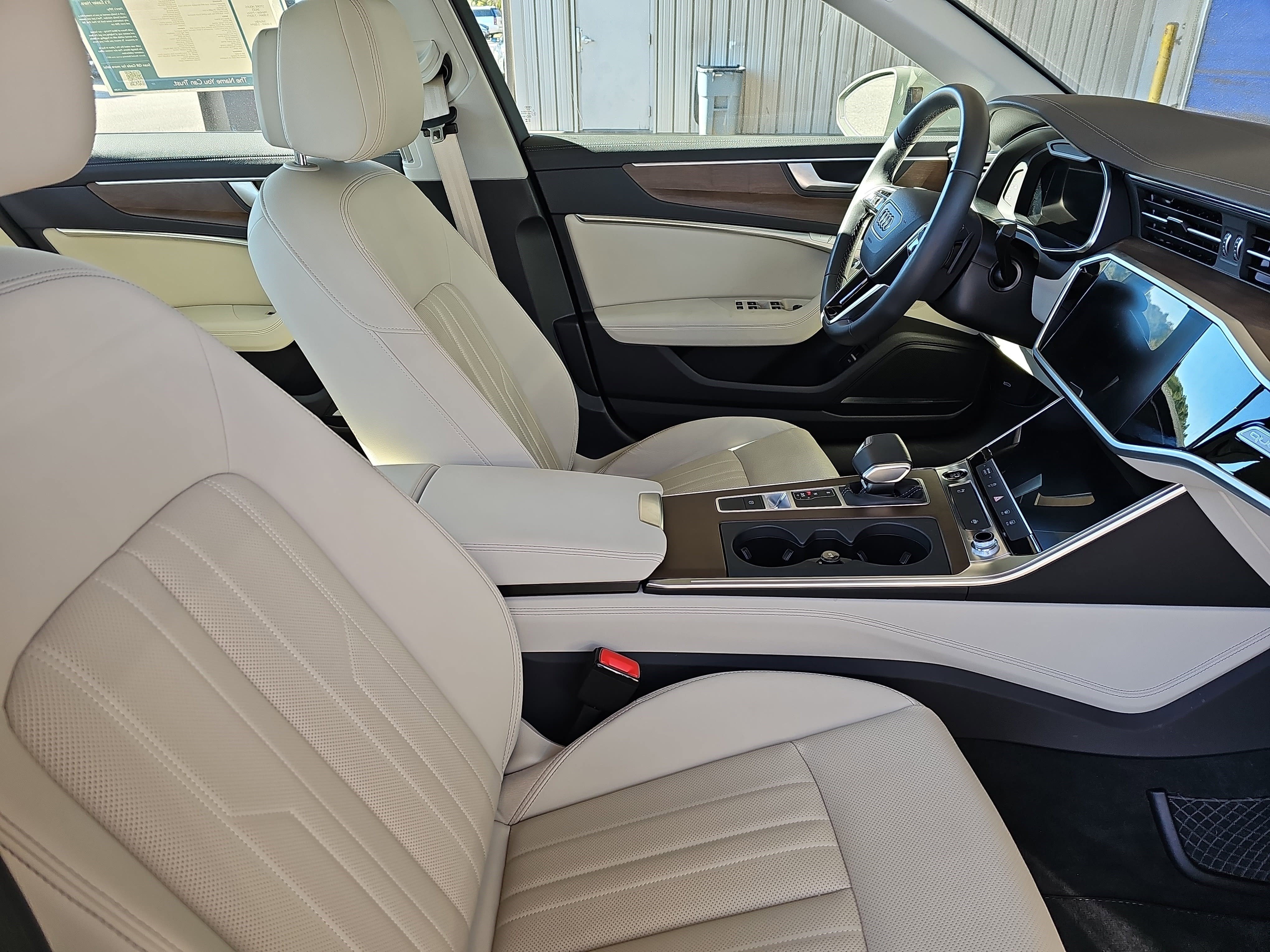 Used 2025 Audi A6 Premium Plus image 10