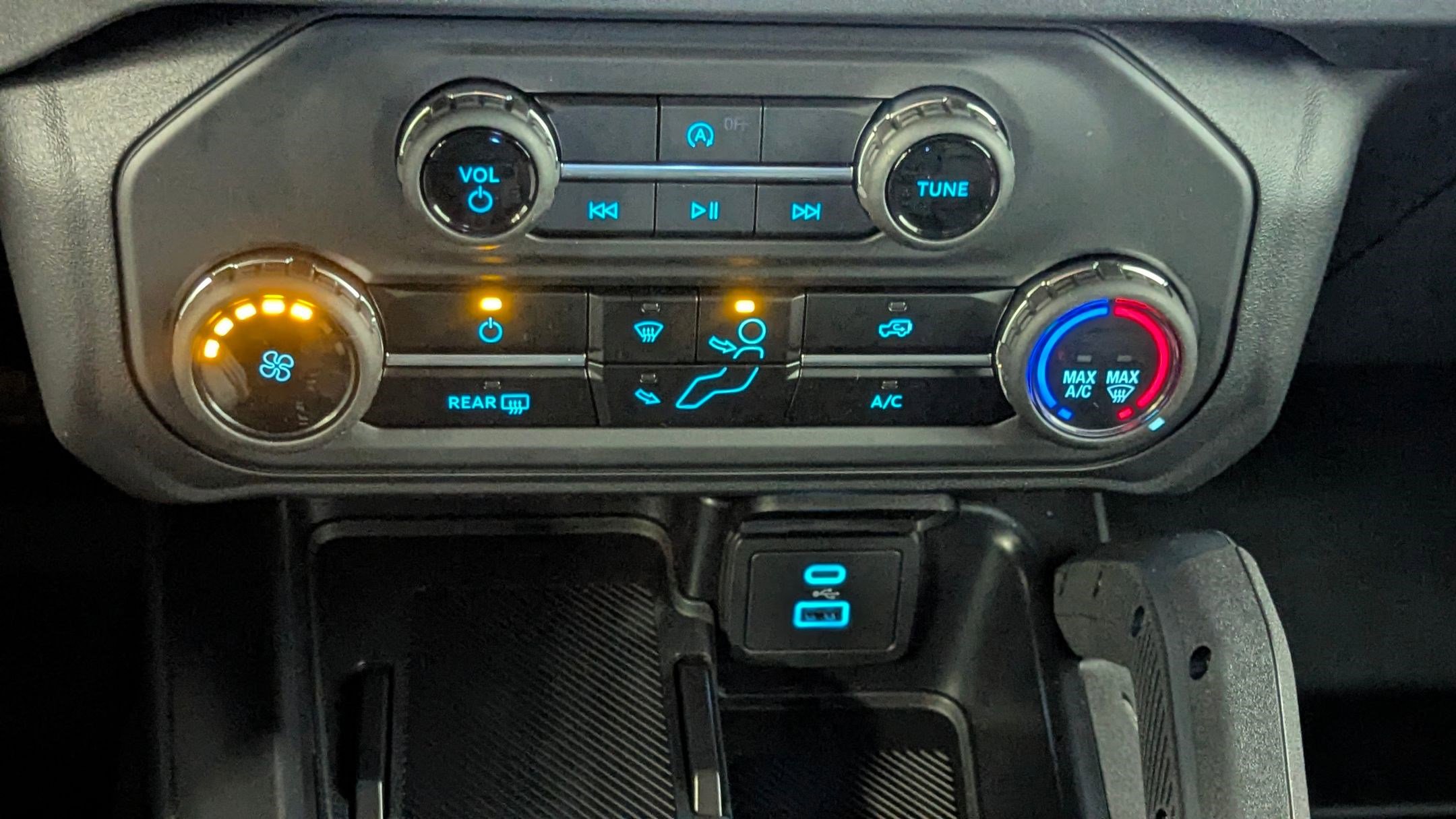 New 2025 Ford Bronco Badlands w/ Sasquatch Package image 26