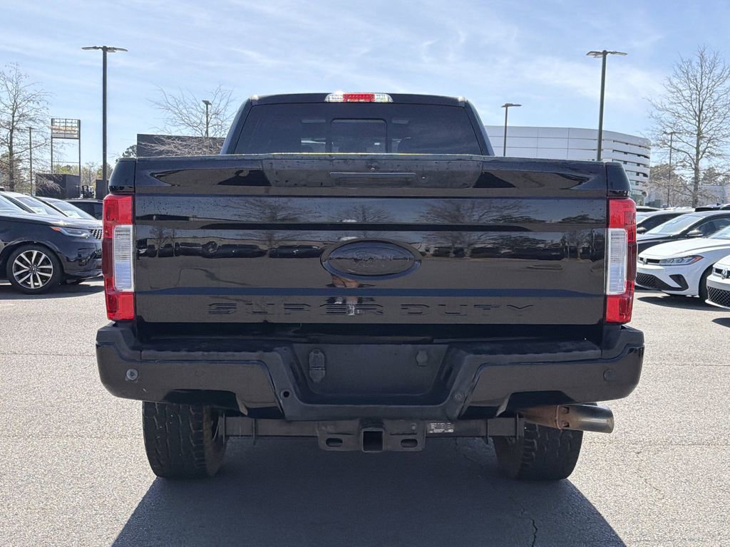 Used 2017 Ford F250 Lariat w/ Lariat Ultimate Package image 4