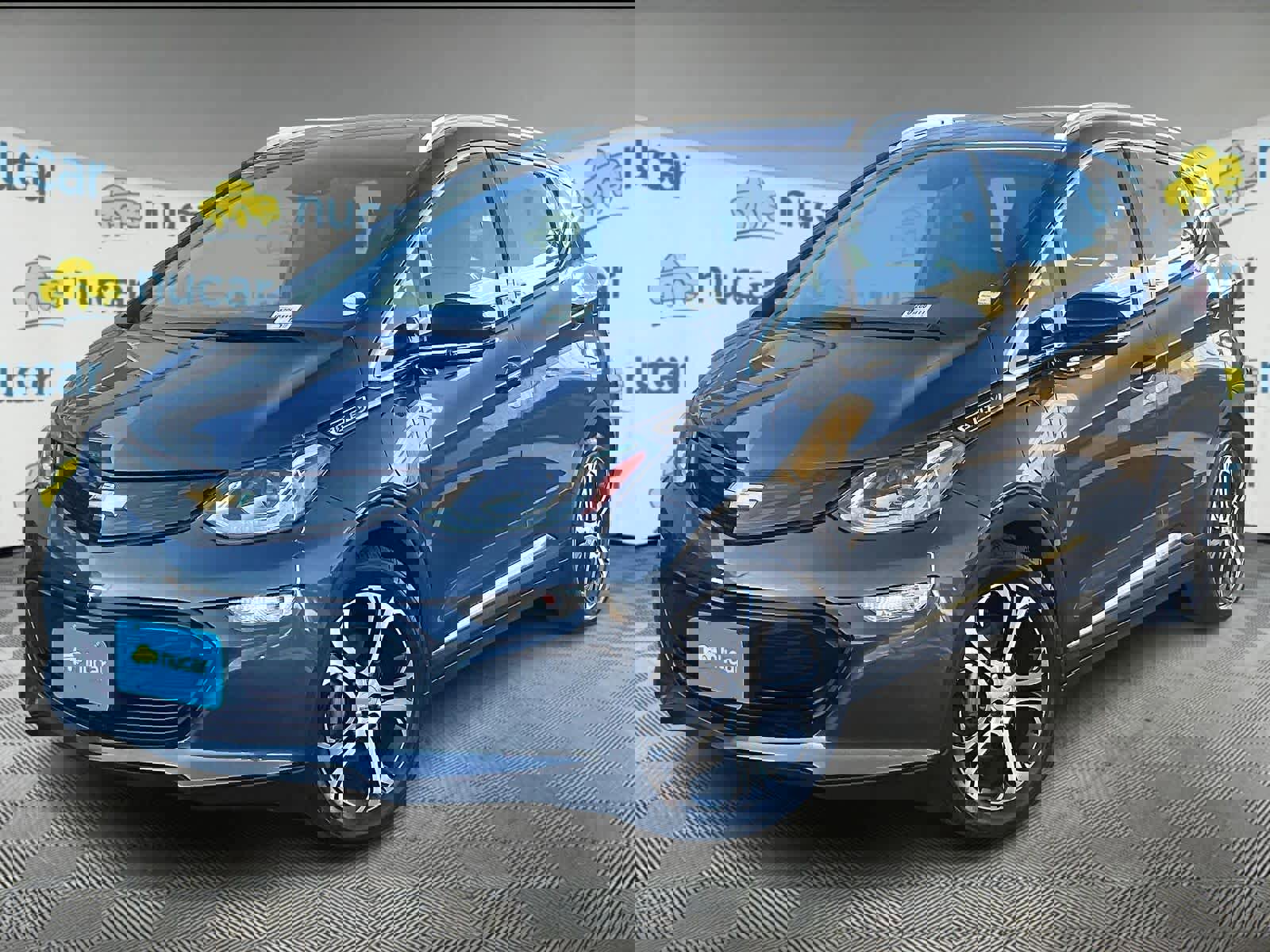 Used 2019 Chevrolet Bolt Premier w/ Infotainment Package image 3