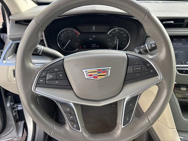 Used 2020 Cadillac XT5 Premium Luxury w/ LPO, Floor Liner Package image 16
