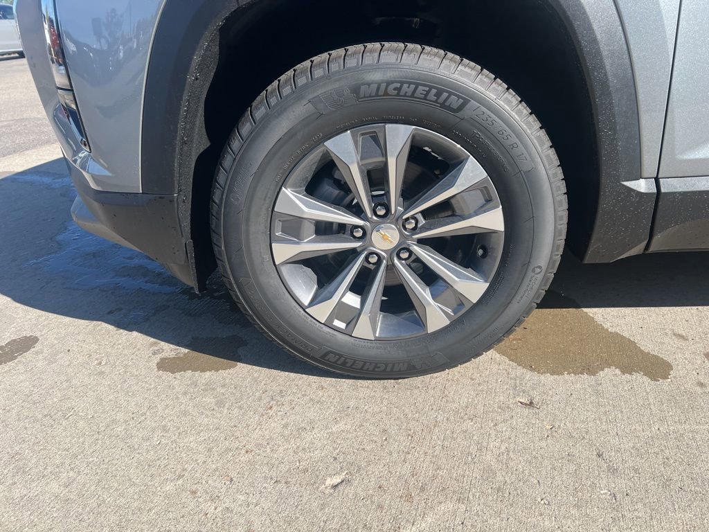 New 2026 Chevrolet Equinox LT w/ Convenience Package II image 41
