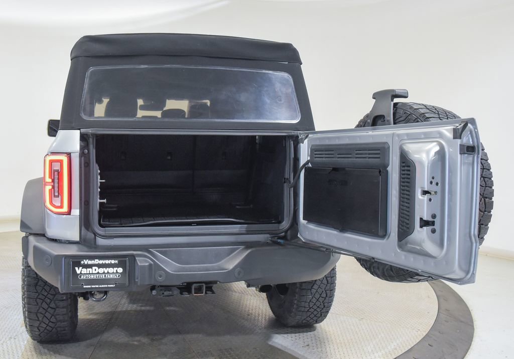 Used 2023 Ford Bronco Wildtrak AWD/4WD image 16