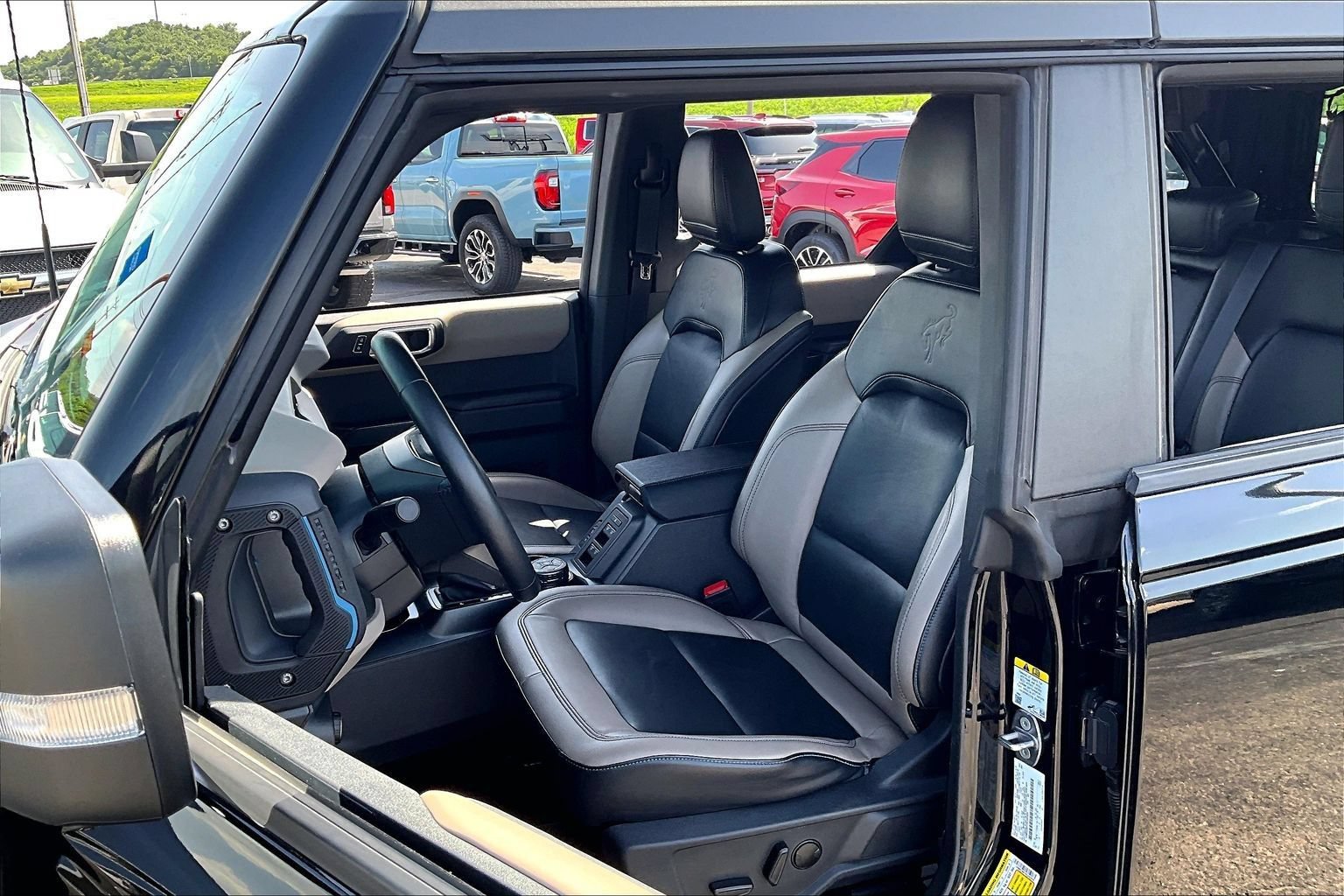 Used 2024 Ford Bronco Wildtrak AWD/4WD image 26