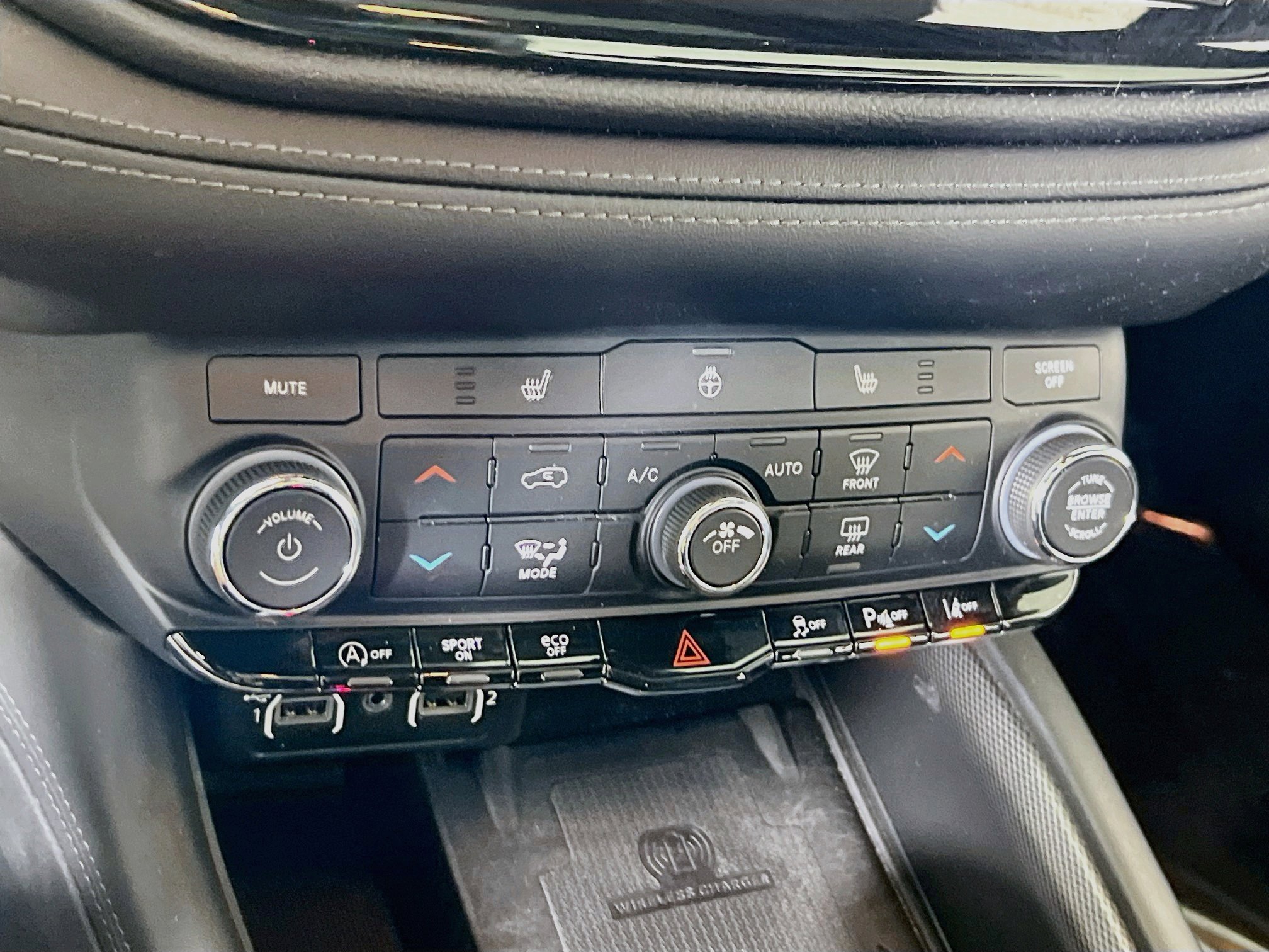 Used 2022 Dodge Durango GT image 16