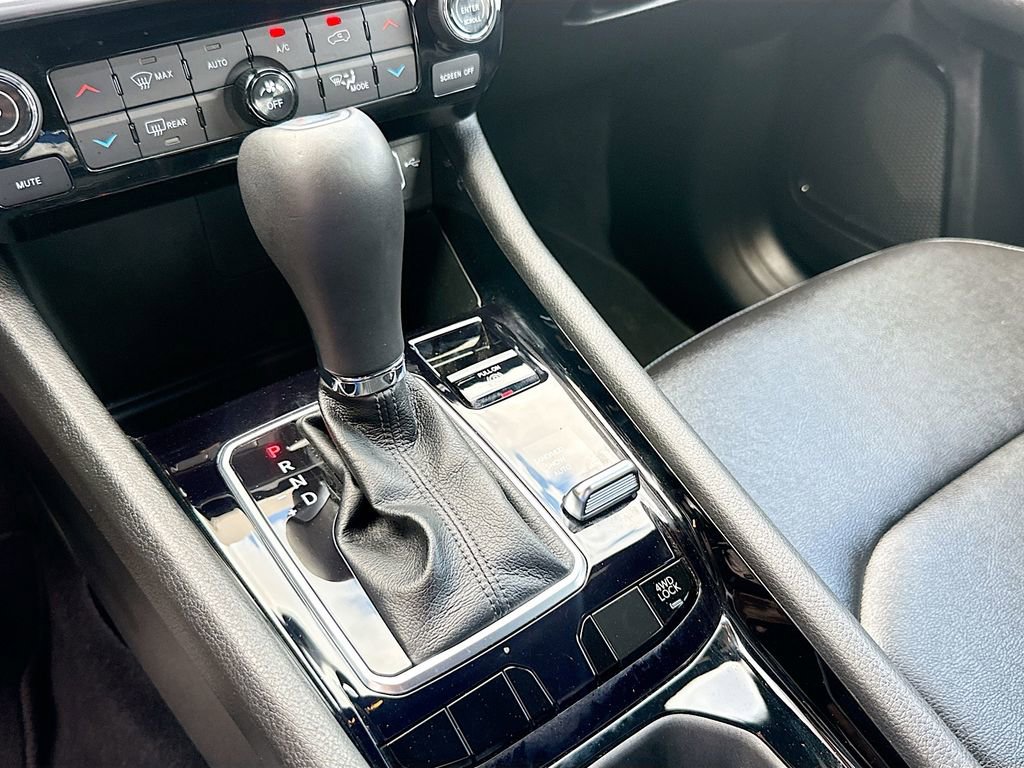 Used 2026 Jeep Compass Limited image 17