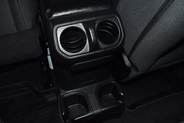 Used 2024 Jeep Wrangler Willys image 30