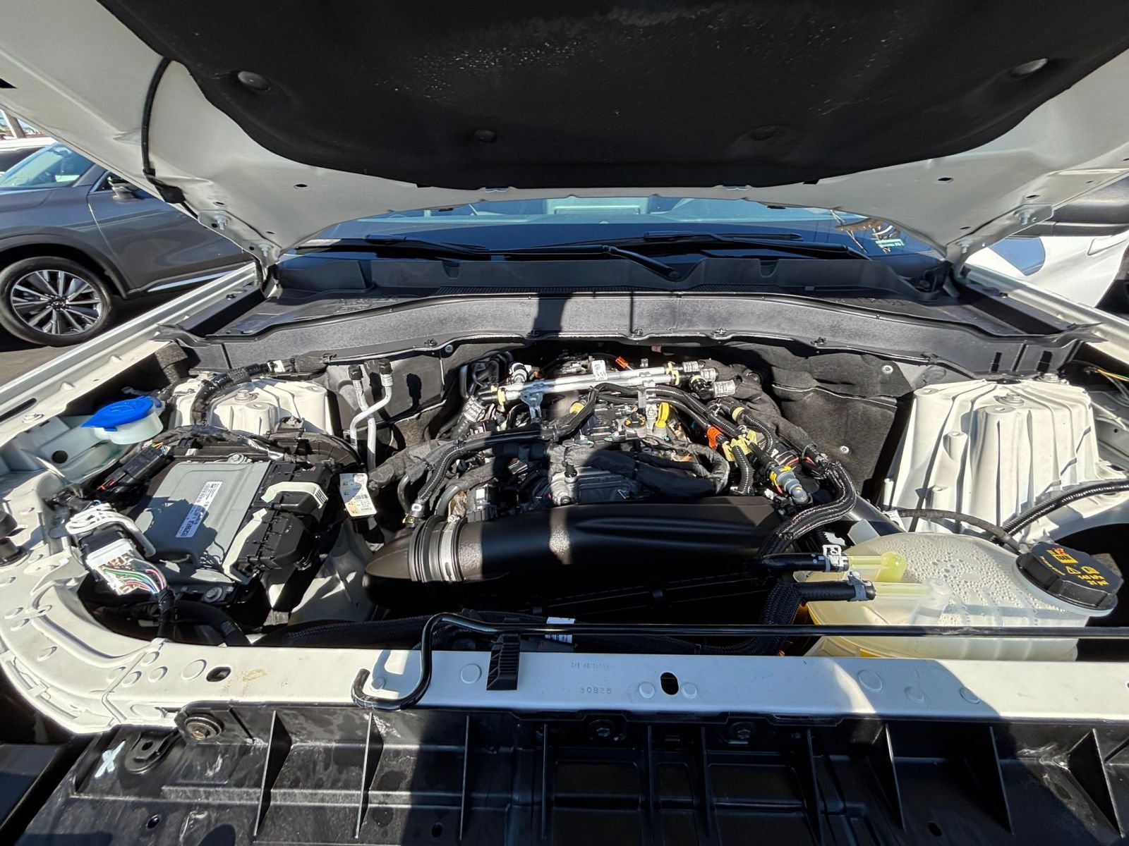 Used 2026 Ford Explorer Active AWD/4WD image 33