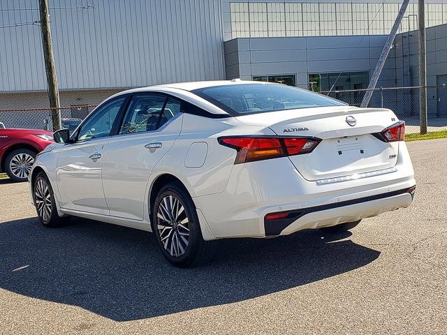 Used 2023 Nissan Altima 2.5 SV image 5