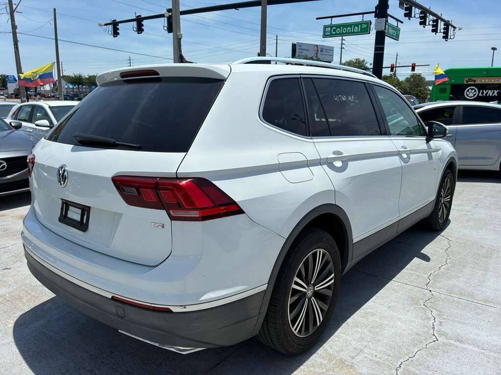 Used 2018 Volkswagen Tiguan SEL FWD image 7