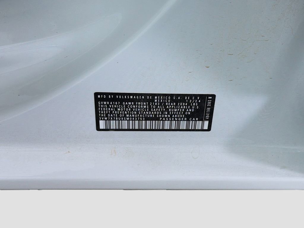 Used 2025 Volkswagen Jetta SE image 30