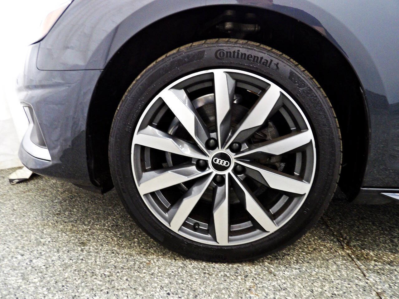 Used 2021 Audi A4 2.0T Premium Plus AWD/4WD image 25