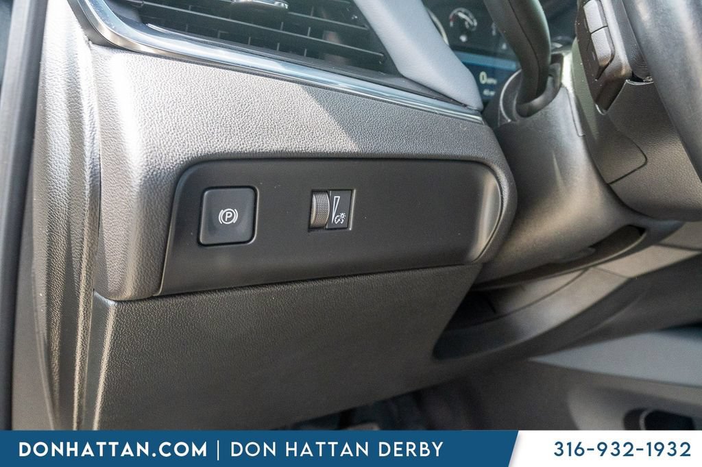 Used 2023 Buick Enclave Essence AWD/4WD image 16