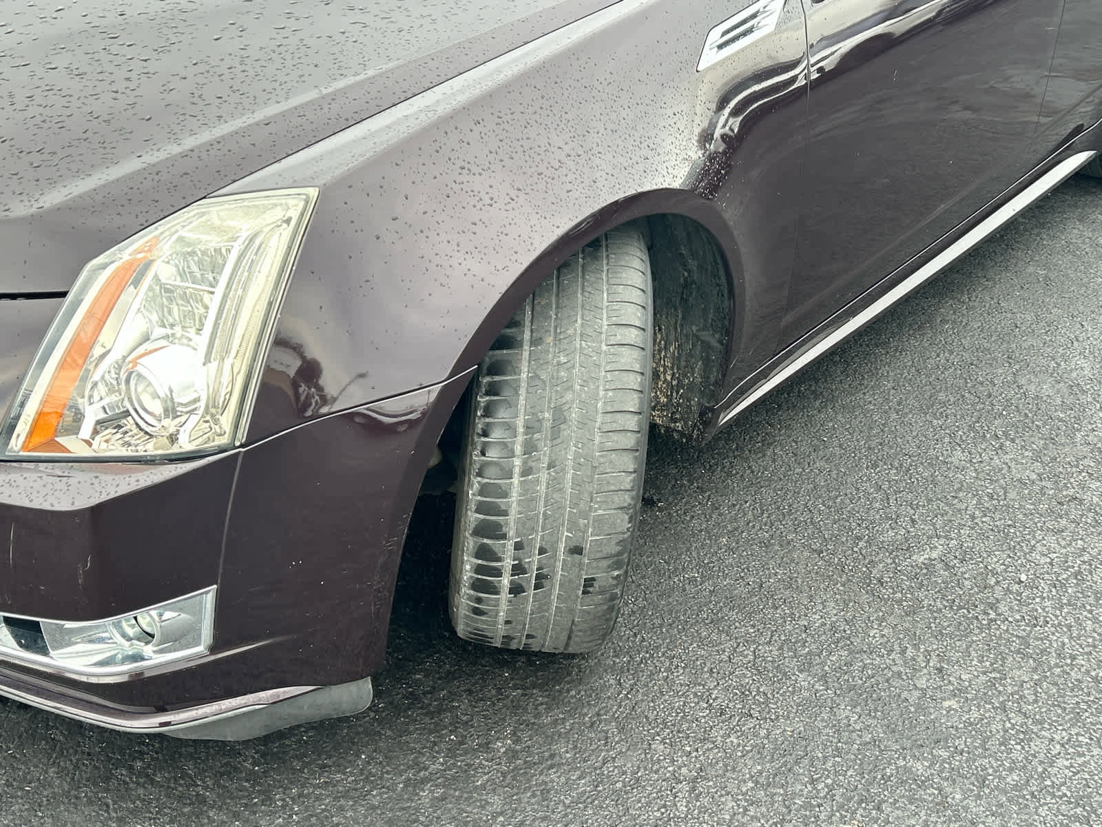 Used 2010 Cadillac CTS Premium image 40